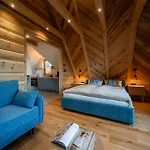 Апартаменты Tatra Loft Зомб